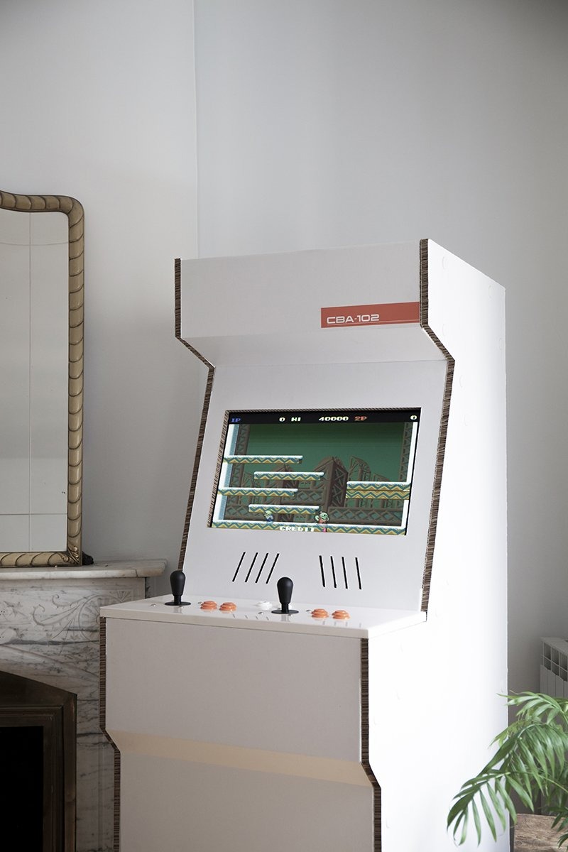 cardboard-arcade-cabinet-diseno-maquina-recreativa-carton_1_11zon